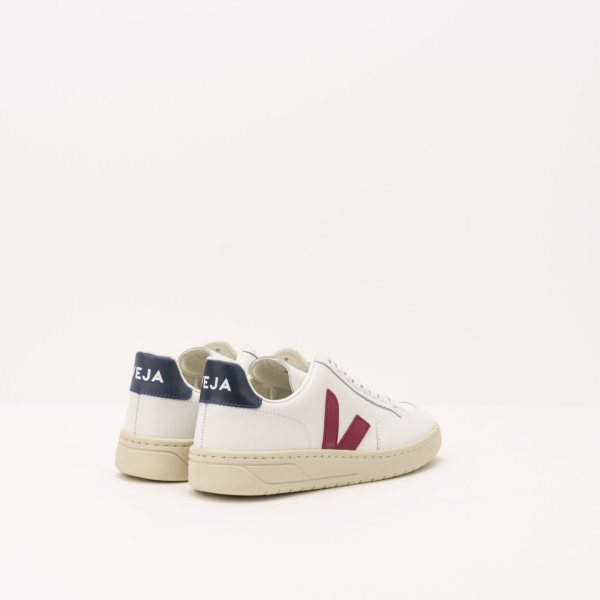 Giay Veja V-12 'White Marsala Nautico' XD021955