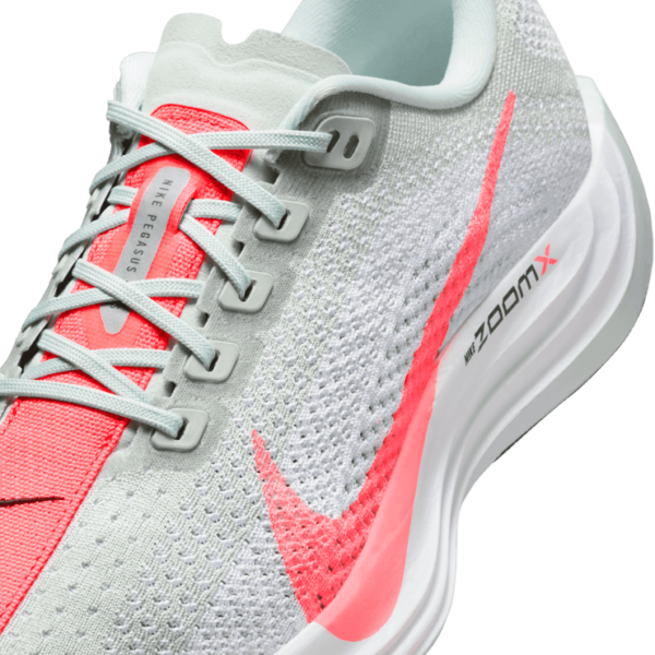 Giay Nike Pegasus Plus 'Barely Grey Hot Punch' FQ7261-001