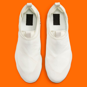 Giay Nike Air Vapormax Moc Roam 'Electric Pack' FV5532-100