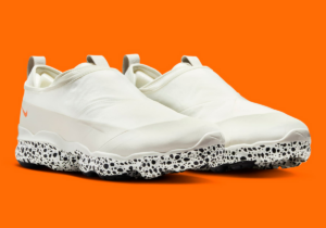 Giay Nike Air Vapormax Moc Roam 'Electric Pack' FV5532-100