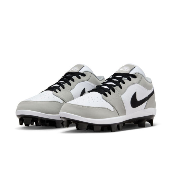 Giay Nike Air Jordan 1 Retro MCS Low 'Light Smoke' CJ8524-012
