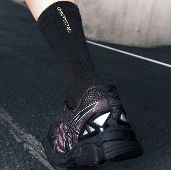 Giay Asics Gel Kayano 20 x Unaffected 'Black' 1203A529-600