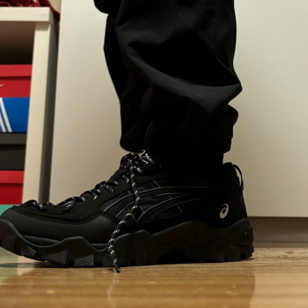 Giay Asics Gel Pickax 'Black' 1203A746-001