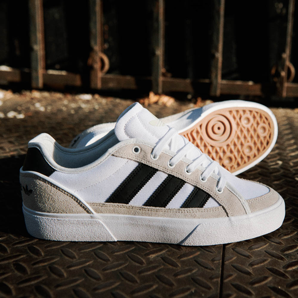 Top 5 đôi giày skate Adidas mà bạn không nên bỏ lỡ Hinh anh 5: Top 5 doi giay skate Adidas ma ban khong nen bo lo