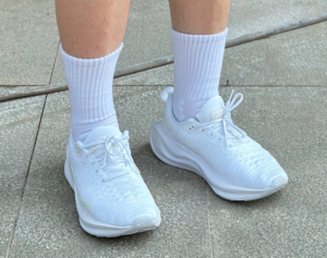Giay Nike ReactX Infinity Run 4 'Triple White' DR2665-103