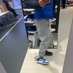 Giay Nike Dunk High SE 'Racer Blue Gum' FV6612-001