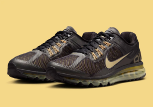 Giay Nike Air Max 2013 'Black Flat Gold' HQ1927-001