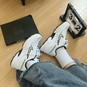 Giay Nike Initiator 'White Metallic Silver' FQ6873-101