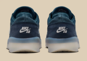 Giay Nike PS8 SB 'Obsidian' FV8493-400