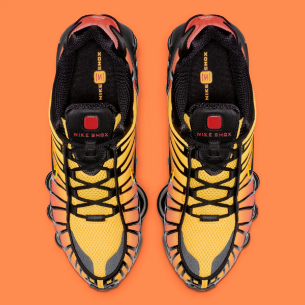 Giay Nike Shox TL 'Sunrise Gradient' AV3595-004