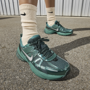 Giay Nike Wmns V2K Run 'Bicoastal Vintage Green' HF5050-361