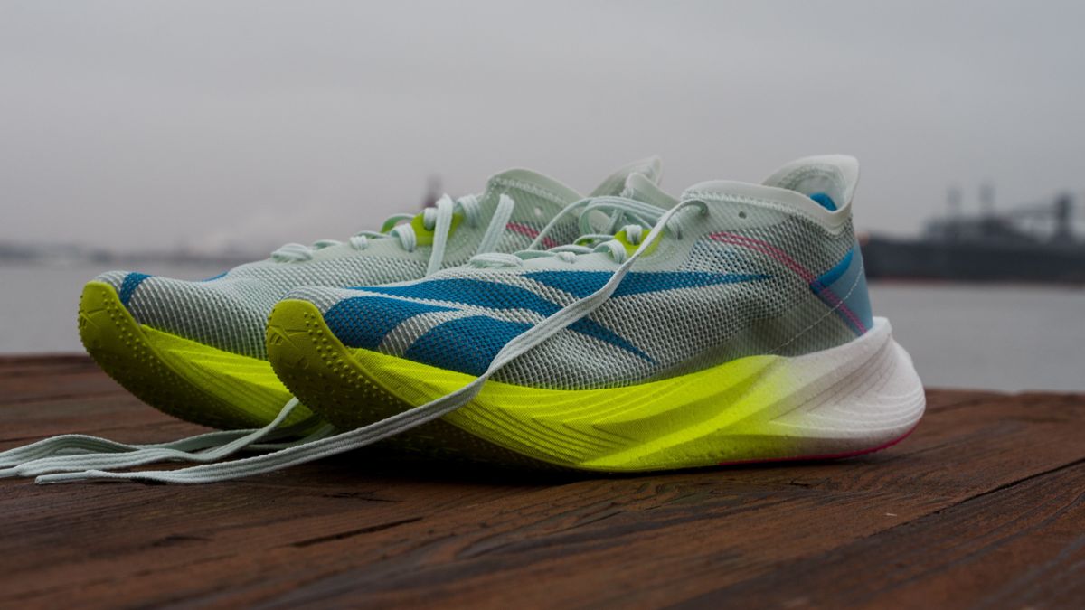 Hinh anh 11: 12 lua chon giay chay bo hoan hao cho phai manh