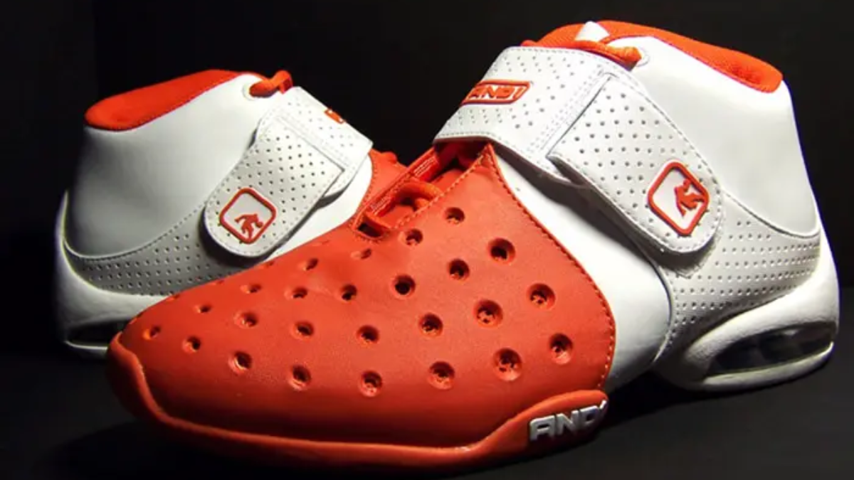 Top những đôi giày "xấu xí" đến mức gây ám ảnh! Hinh anh 8: Top nhung doi giay "xau xi" den muc gay am anh!