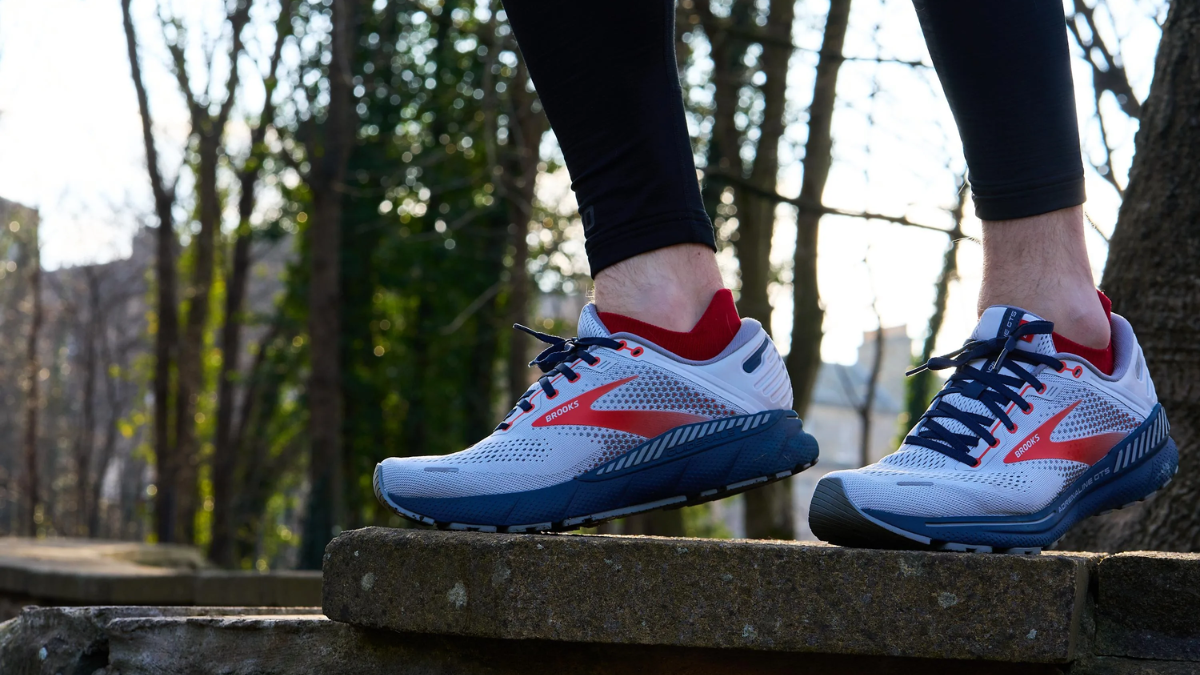 giày chạy Brooks Adrenaline GTS 22