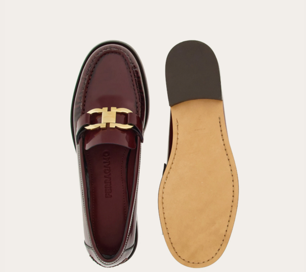 Giay Salvatore Ferragamo Moccasin Gancini Ornament 'Burgundy' 01H443-769633