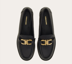 Giay Salvatore Ferragamo Moccasin Gancini Ornament 'Black' 01H704-769755