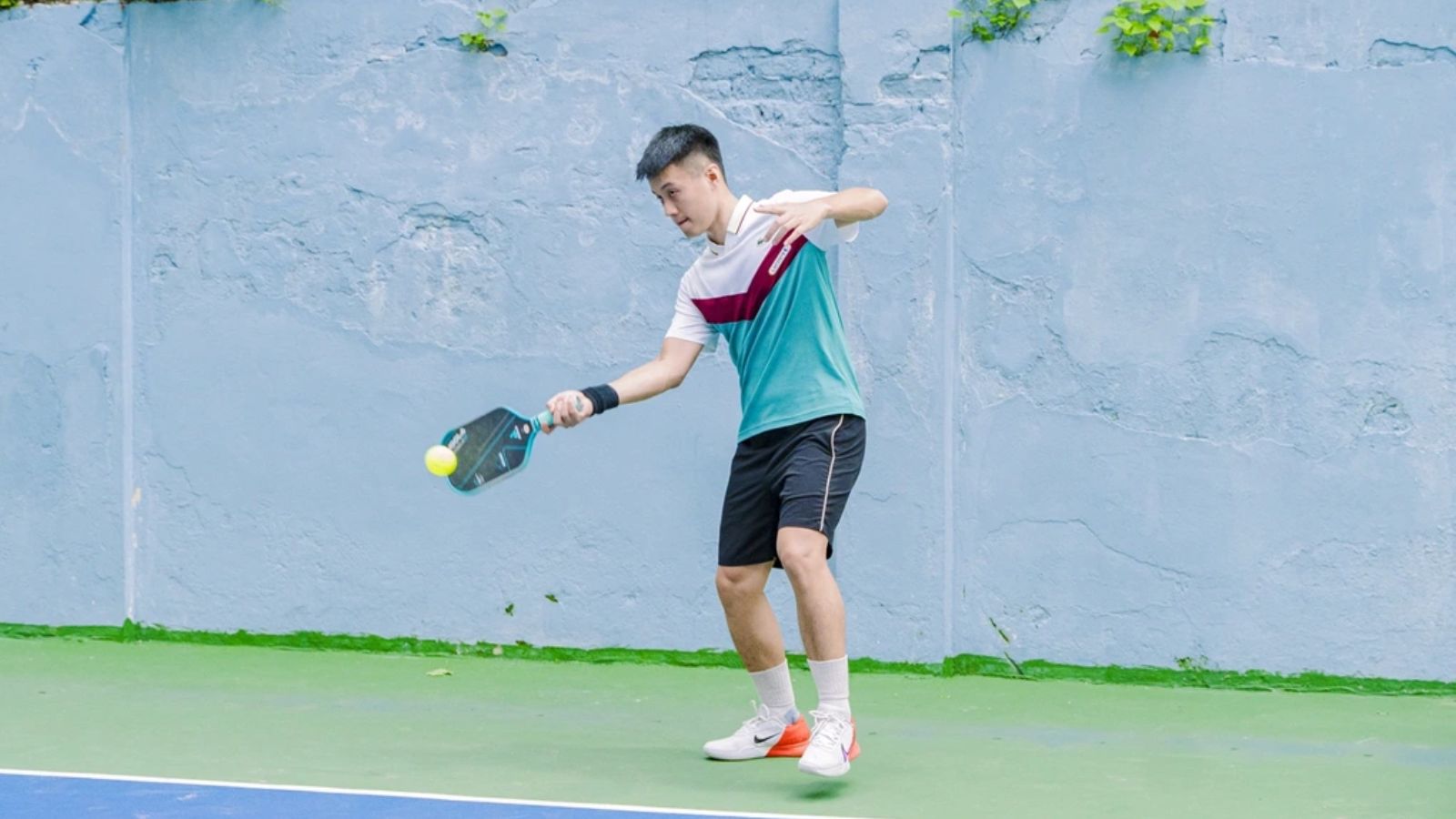 Luật chơi đôi Pickleball: Hướng dẫn chi tiết cho người mới Hinh anh 3: Luat choi doi Pickleball: Huong dan chi tiet cho nguoi moi