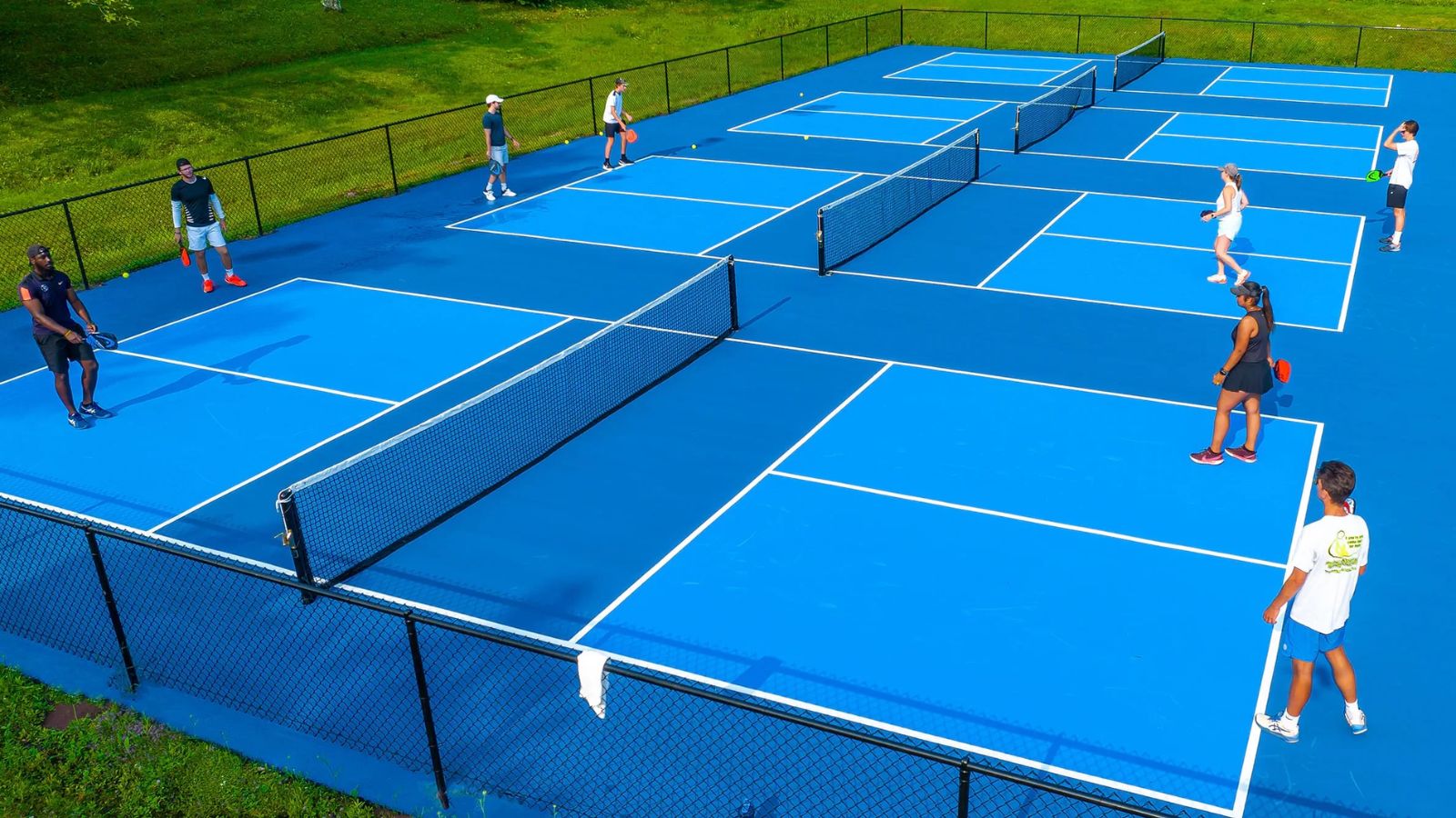 Luật chơi đôi Pickleball: Hướng dẫn chi tiết cho người mới Hinh anh 13: Luat choi doi Pickleball: Huong dan chi tiet cho nguoi moi