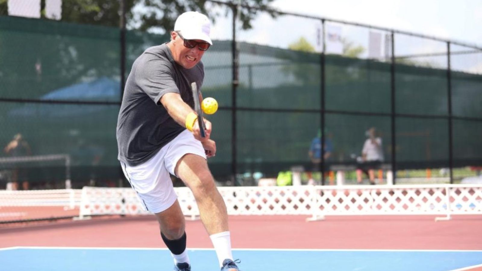 Luật chơi đôi Pickleball: Hướng dẫn chi tiết cho người mới Hinh anh 7: Luat choi doi Pickleball: Huong dan chi tiet cho nguoi moi