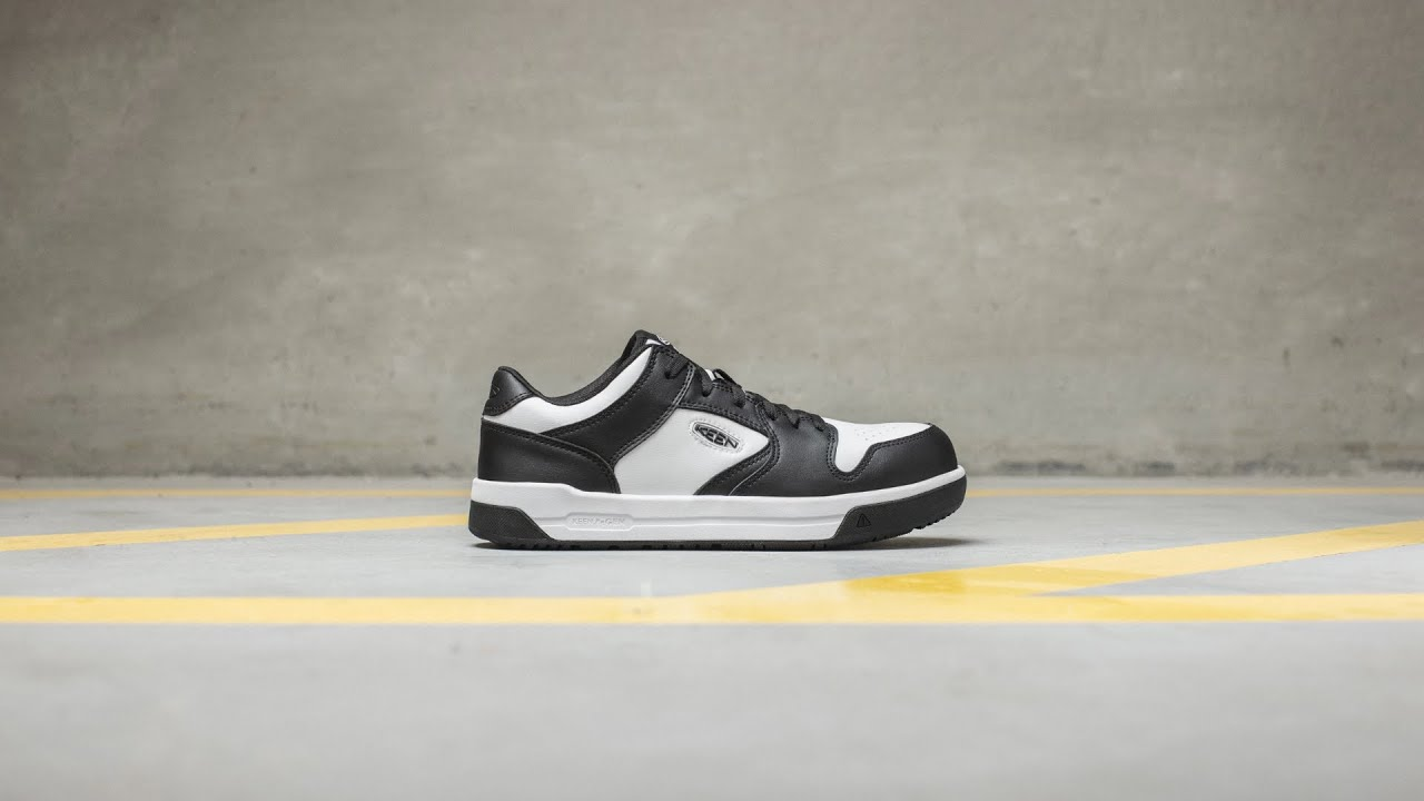 Keen Overton ket hop sneaker co dien voi giay lao dong