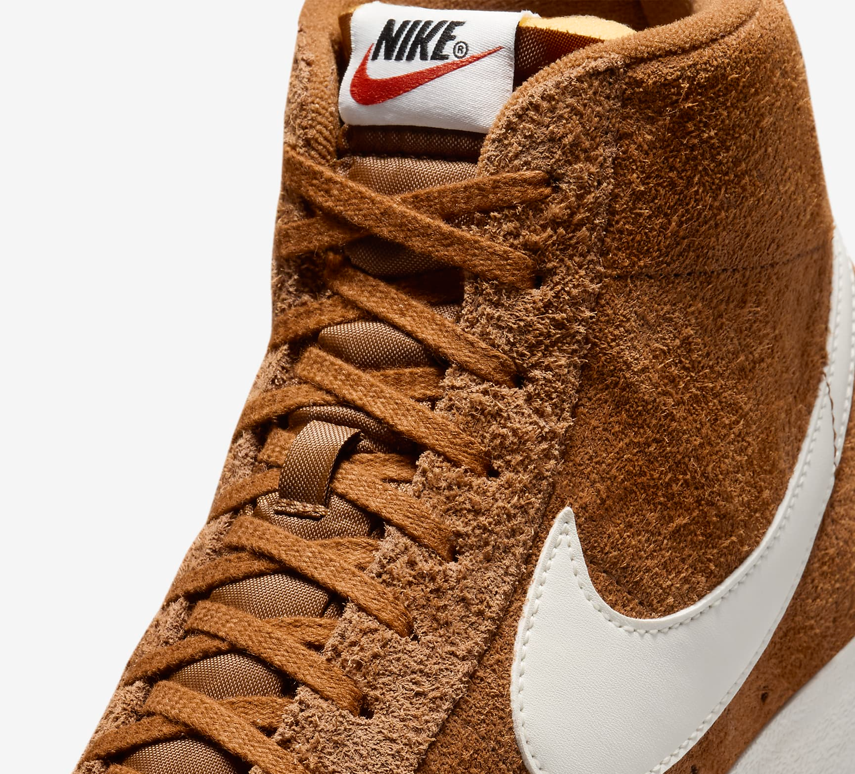 Giay Nike Blazer Mid '77 Premium 'Light British' HF3157-200