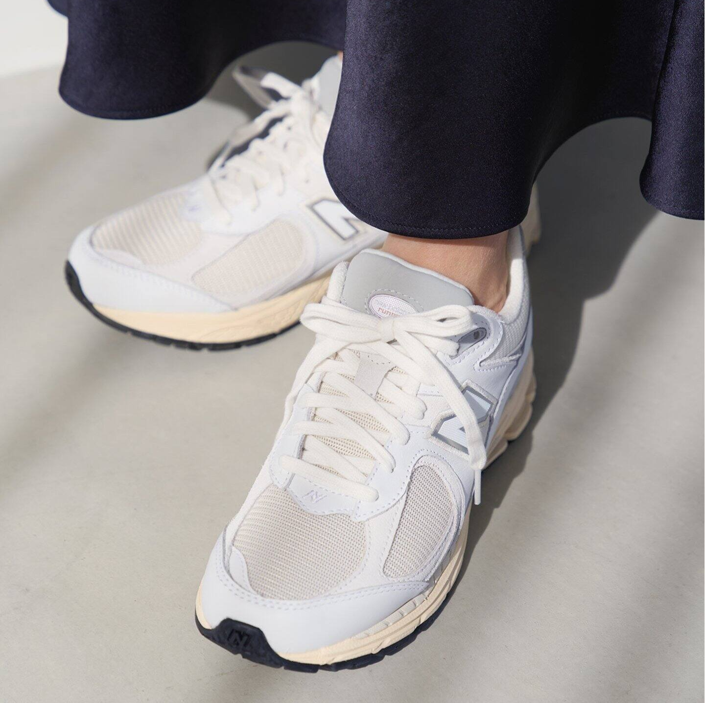 Giay New Balance 2002R 'Leather Pack - White Gold' M2002RIA