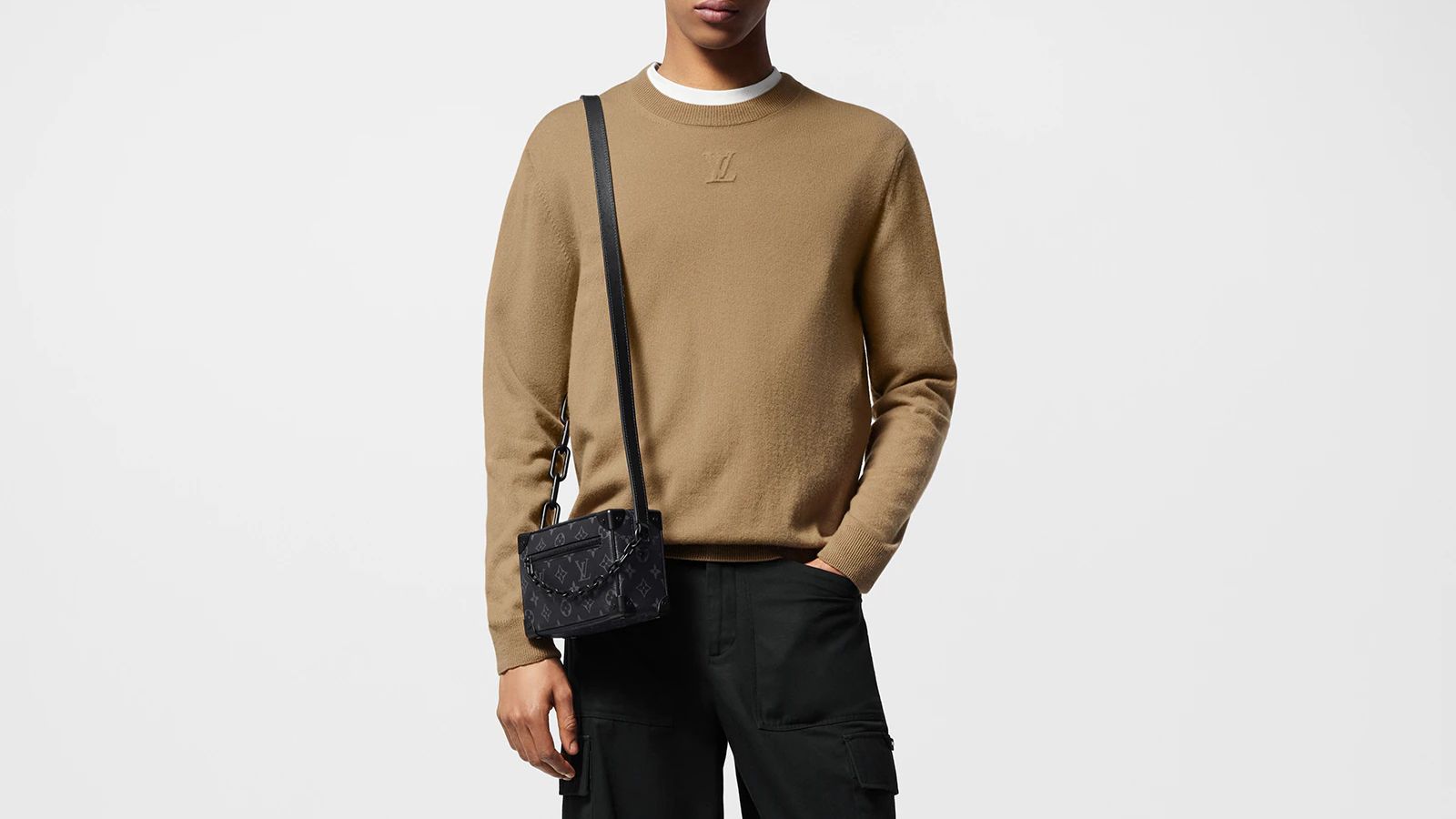 Suga và bộ sưu tập túi xách sang trọng: Từ Valentino đến Hermès Hinh anh 7: Suga va bo suu tap tui xach sang trong: Tu Valentino den Hermes