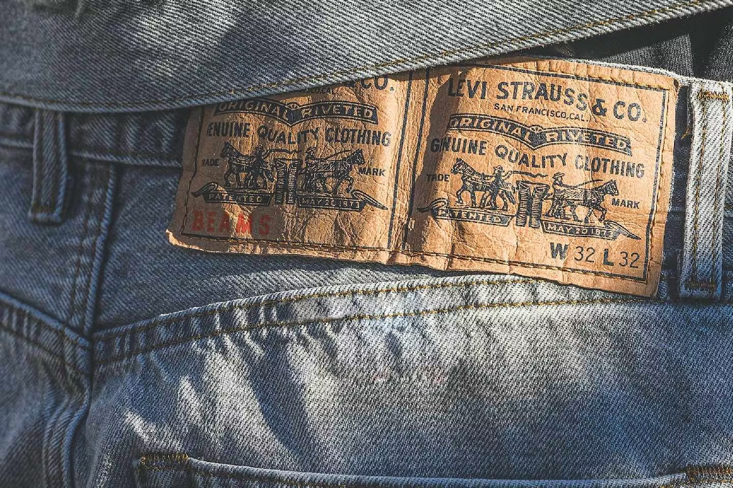 Levi's bat trend voi "quan ong rong" trong BST moi