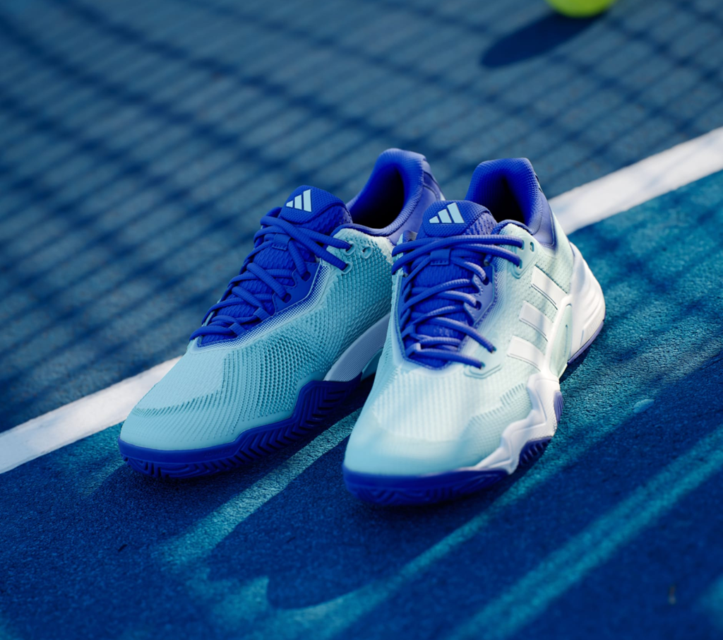 Adidas Solematch Control đôi giày hoàn hảo giành cho các vợt thủ Hinh anh 1: Adidas Solematch Control doi giay hoan hao gianh cho cac vot thu
