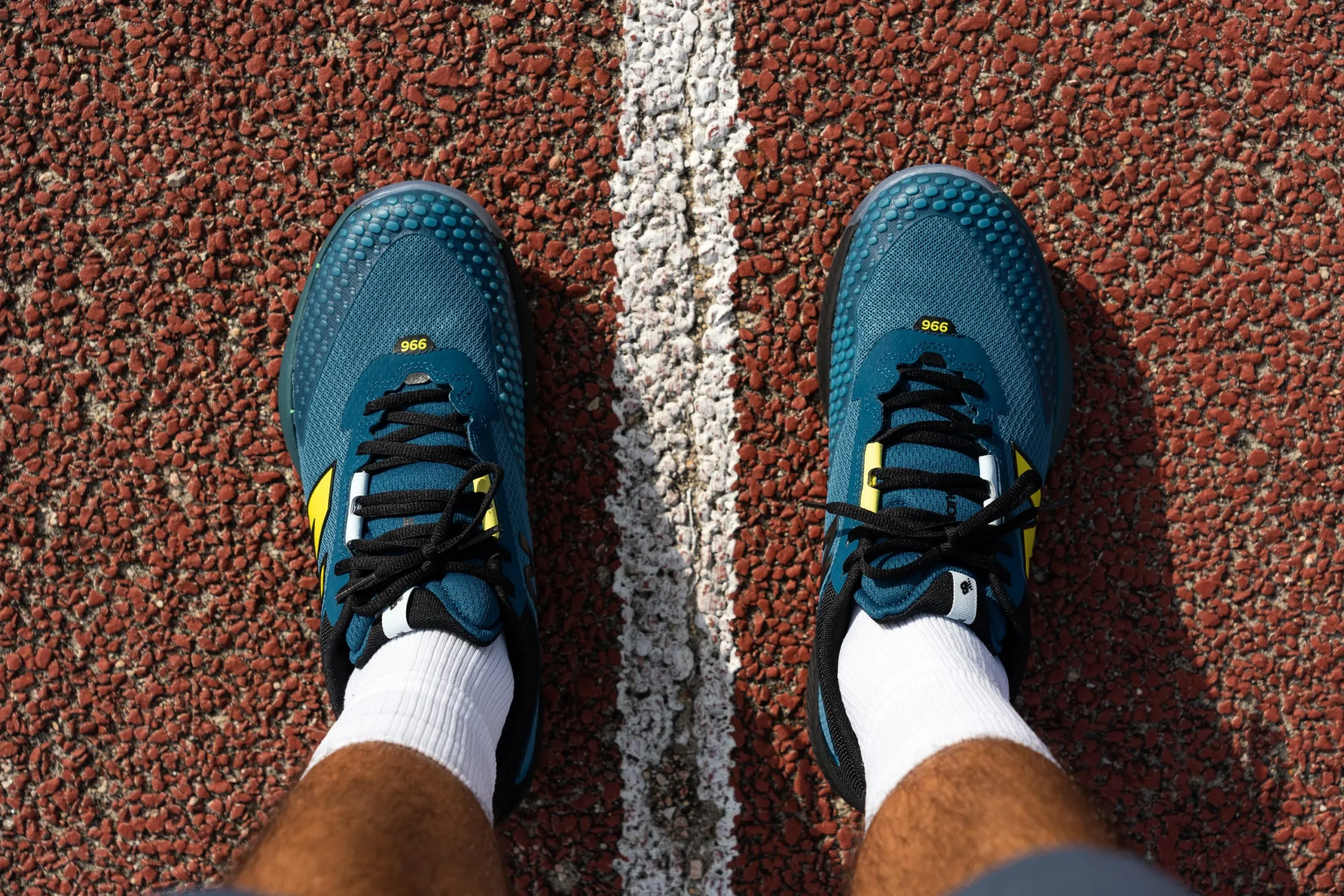 Hinh anh 1: New Balance FuelCell 996 v6 va nhung dieu ban can biet