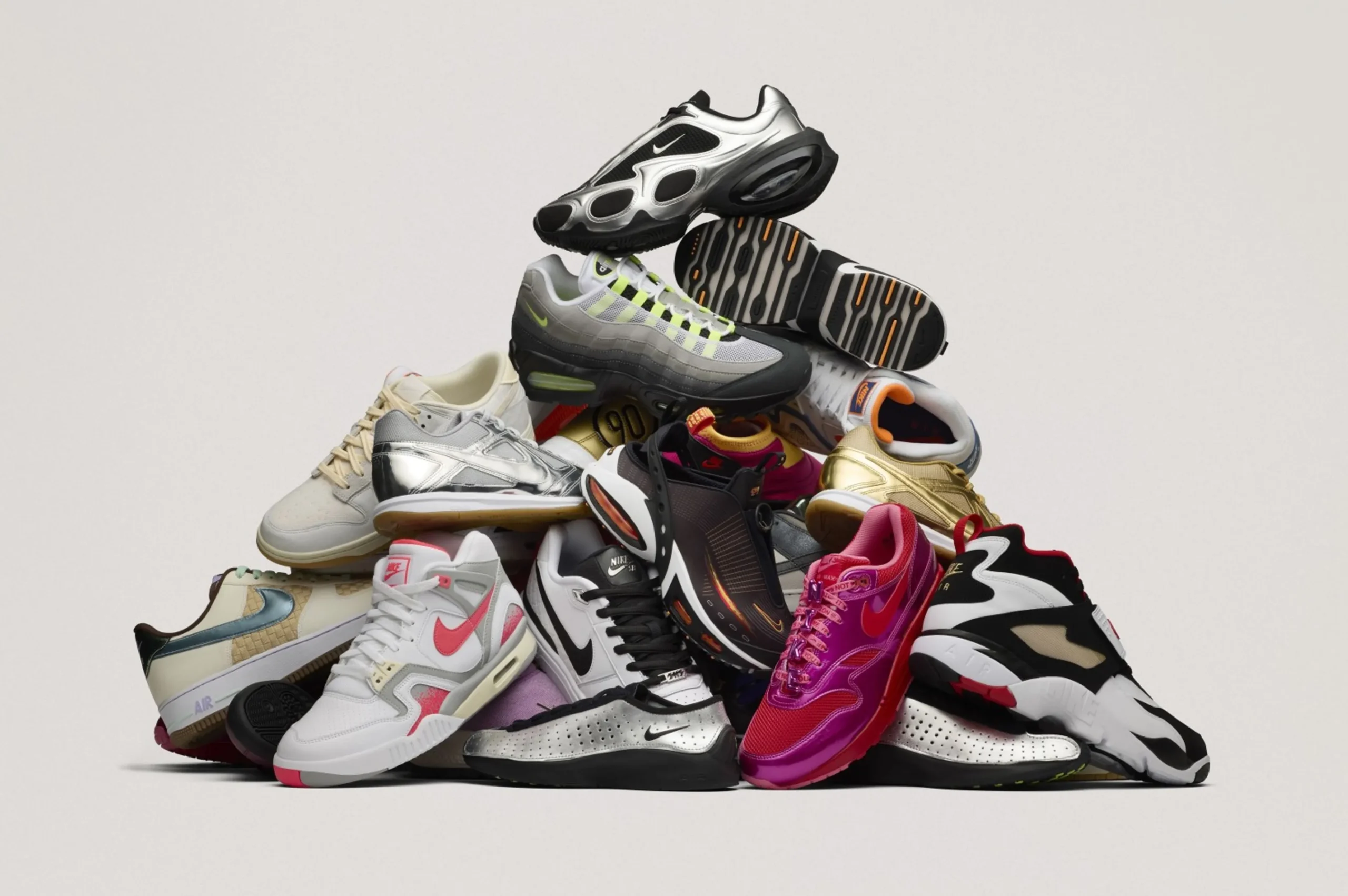 Nhung mau giay sneaker Nike dang hot trend trong 2025