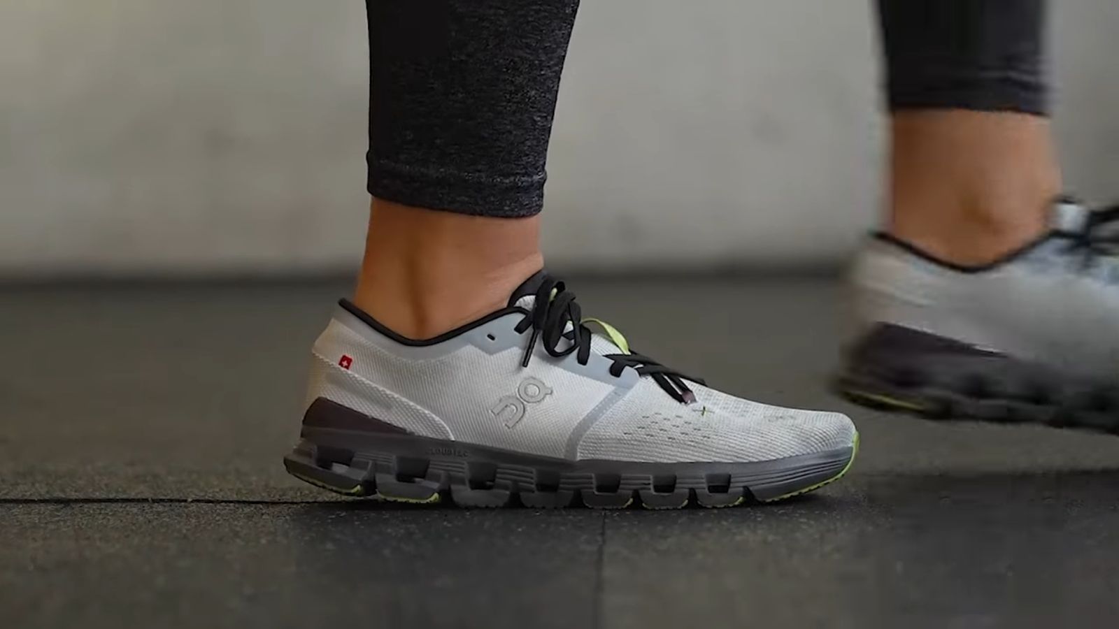 Review On Cloud X 4: Liệu có xứng đáng với giá tiền? Hinh anh 2: Review On Cloud X 4: Lieu co xung dang voi gia tien?