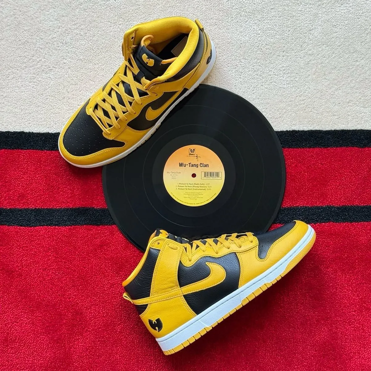 Hinh anh 4: Review chi tiet Nike Dunk High "Wu-Tang" 2024