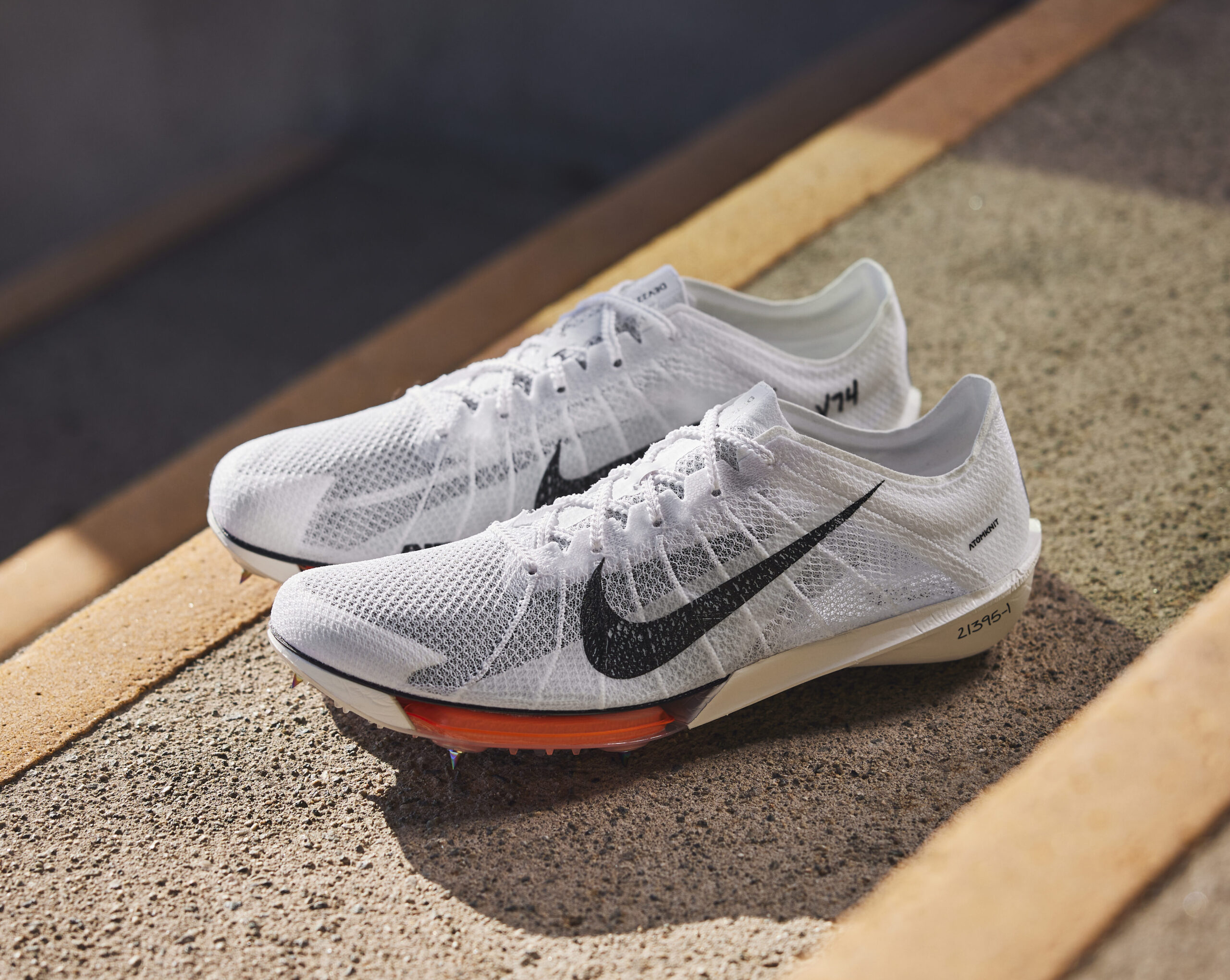 Nike Victory 2 doi giay thach thuc moi gioi han