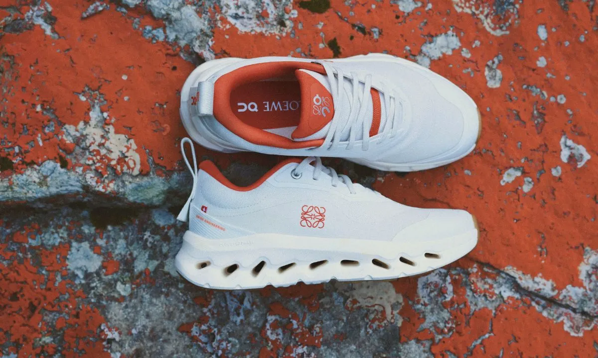 Review bộ sưu tập LOEWE x On Cloudtilt 2 Hinh anh 1: Review bo suu tap LOEWE x On Cloudtilt 2