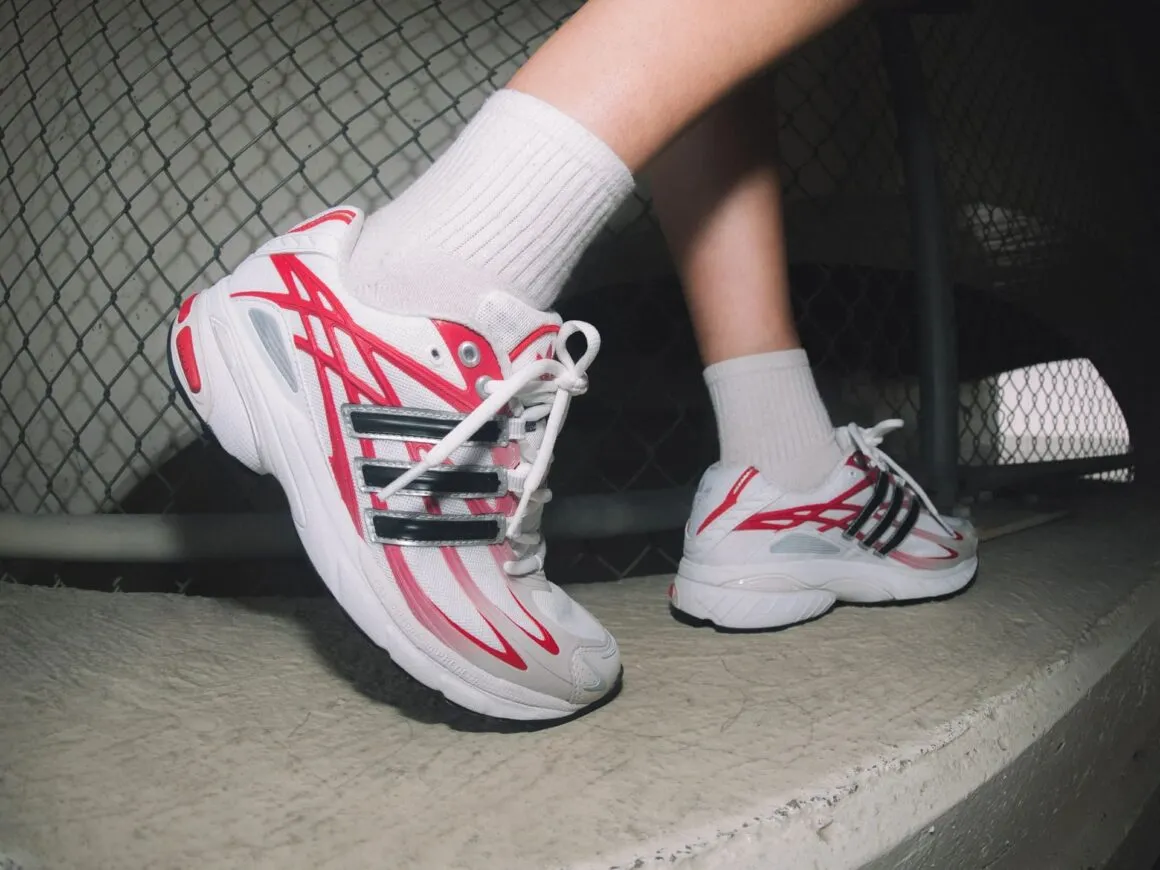 Top những mẫu giày adidas hot trend trong năm 2025 Hinh anh 9: Top nhung mau giay adidas hot trend trong nam 2025