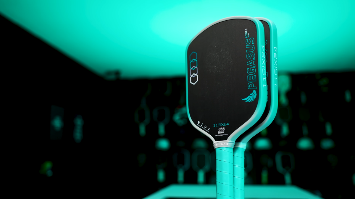 Vot 11SIX24 Power Series Gen 3 voi thiet ke hien dai va hieu suat manh me