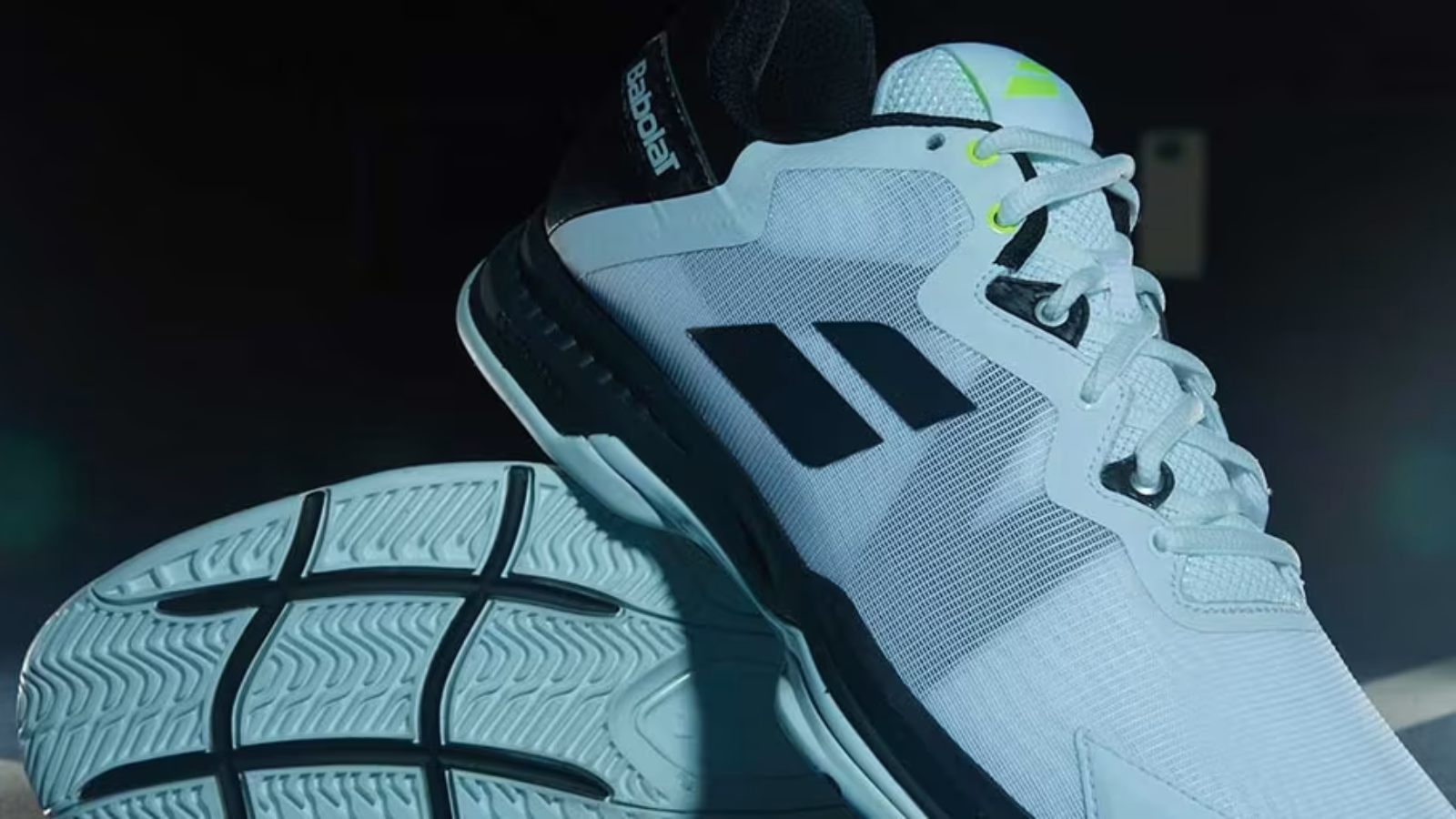 8 đôi giày tennis nam tốt nhất 2025 theo từng nhu cầu Hinh anh 6: Bo suu tap giay tennis nam tot nhat nam 2025 voi nhieu lua chon cho tung nhu cau