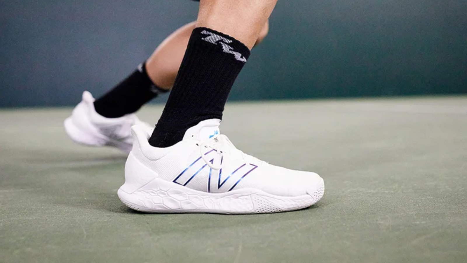 8 đôi giày tennis nam tốt nhất 2025 theo từng nhu cầu Hinh anh 8: Bo suu tap giay tennis nam tot nhat nam 2025 voi nhieu lua chon cho tung nhu cau