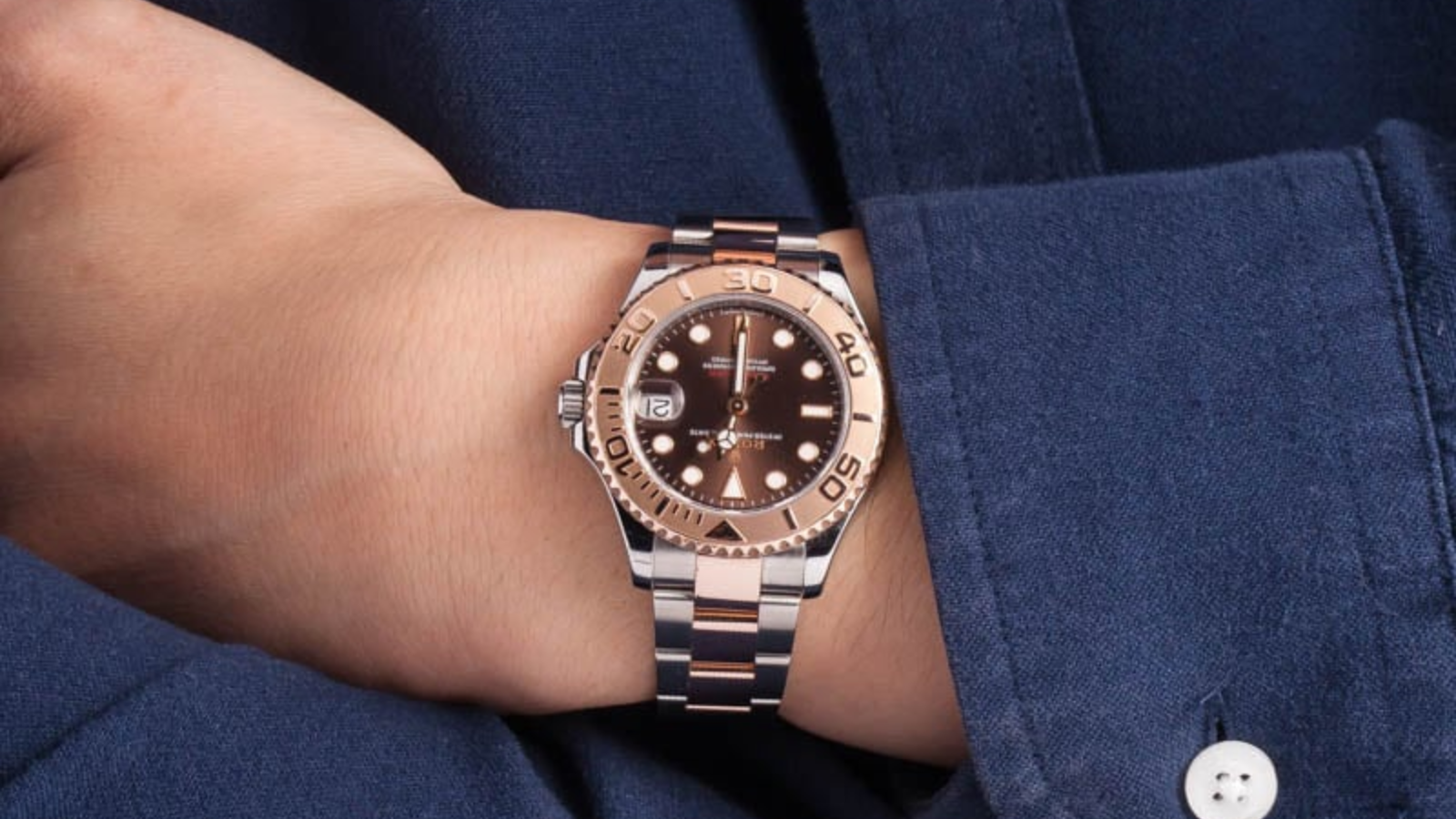 Đánh giá chi tiết Rolex Yacht-Master 37 Hinh anh 3: Dong ho Rolex Yacht-Master 37 voi thiet ke sang trong va dang cap