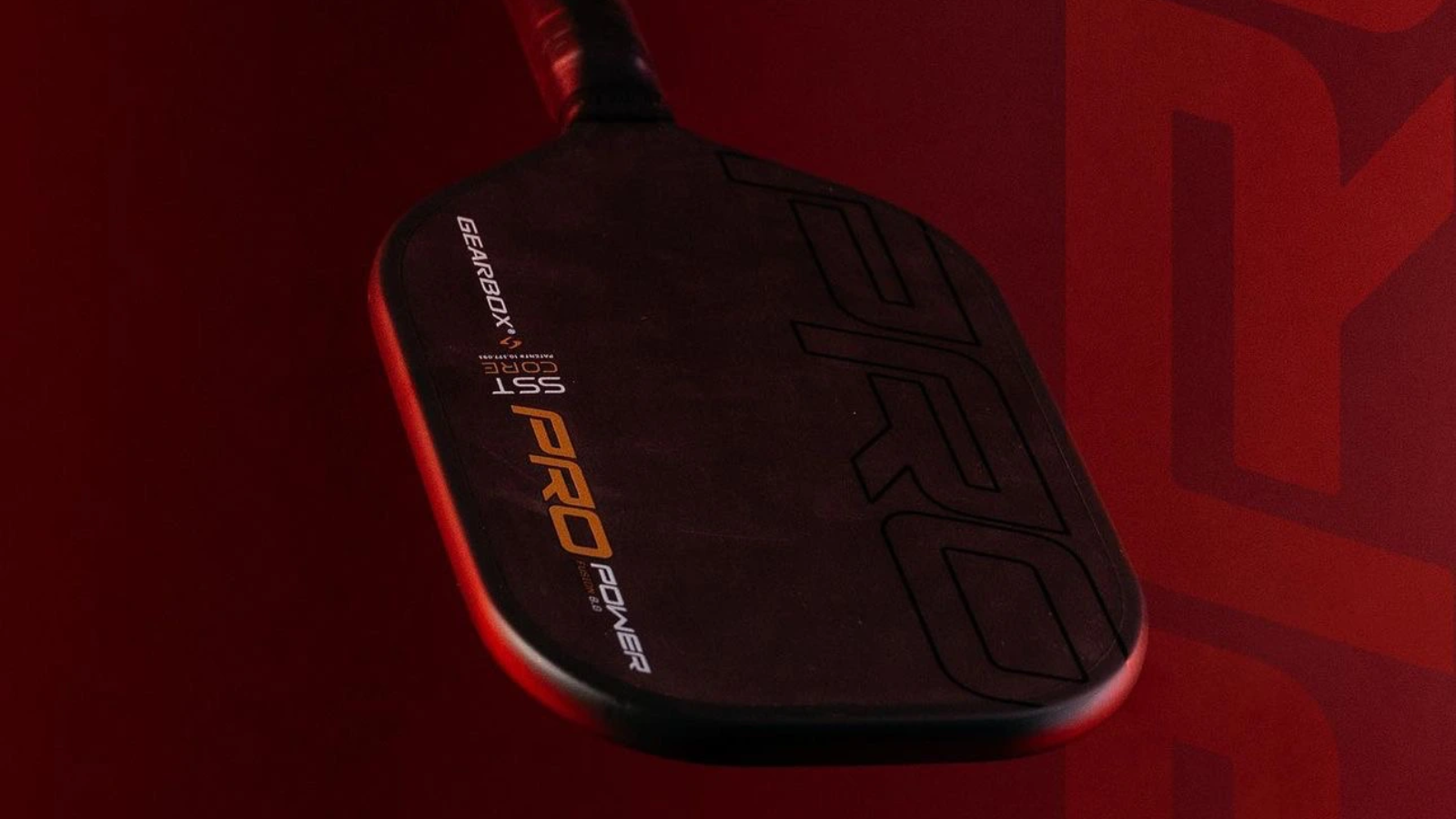 Đánh giá vợt Pickleball Gearbox Pro Control: Kiểm soát đỉnh cao Hinh anh 5: Vot Pickleball Gearbox Pro Control Elongated va Fusion