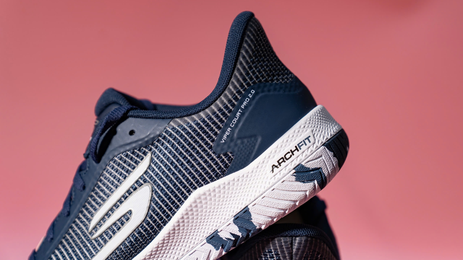 Hinh anh 2: Hinh anh giay Skechers Viper Court Pro voi thiet ke hien dai va ben bi