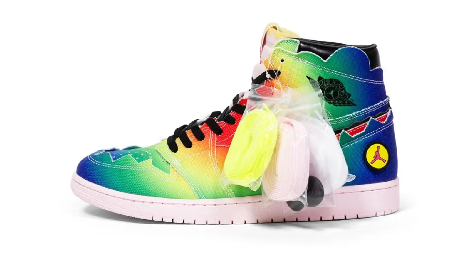 Joopiter là gì? Nền tảng đấu giá của Pharrell Williams Hinh anh 3: Joopiter nen tang dau gia cua Pharrell Williams voi sneaker va nghe thuat doc dao