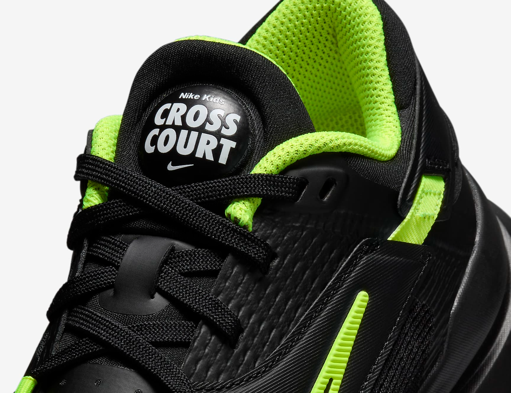 Giay Nike Crosscourt GS 'Black White Volt' FN2231-001