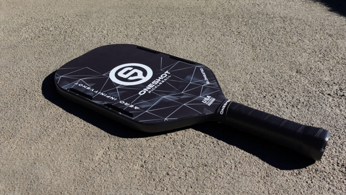 Vot pickleball OneShot Aero InfinityShot voi thiet ke khi dong hoc