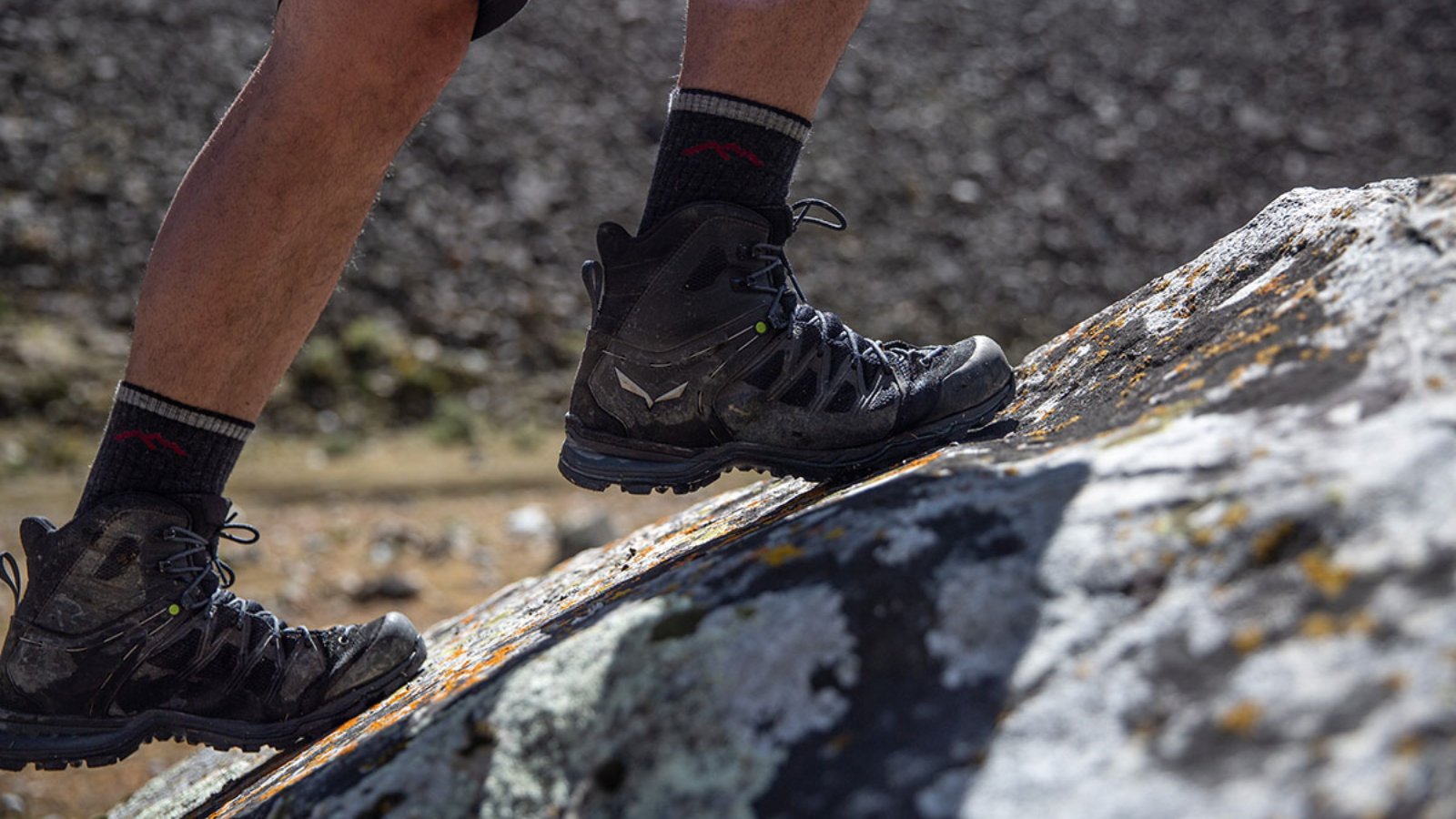 Salewa Mountain Trainer Lite Mid GTX – Giày hiking siêu nhẹ, bám chắc, chống nước hiệu quả Hinh anh 2: Giay hiking Salewa Mountain Trainer Lite Mid GTX, thiet ke nhe, chong nuoc, de Pomoca bam chac