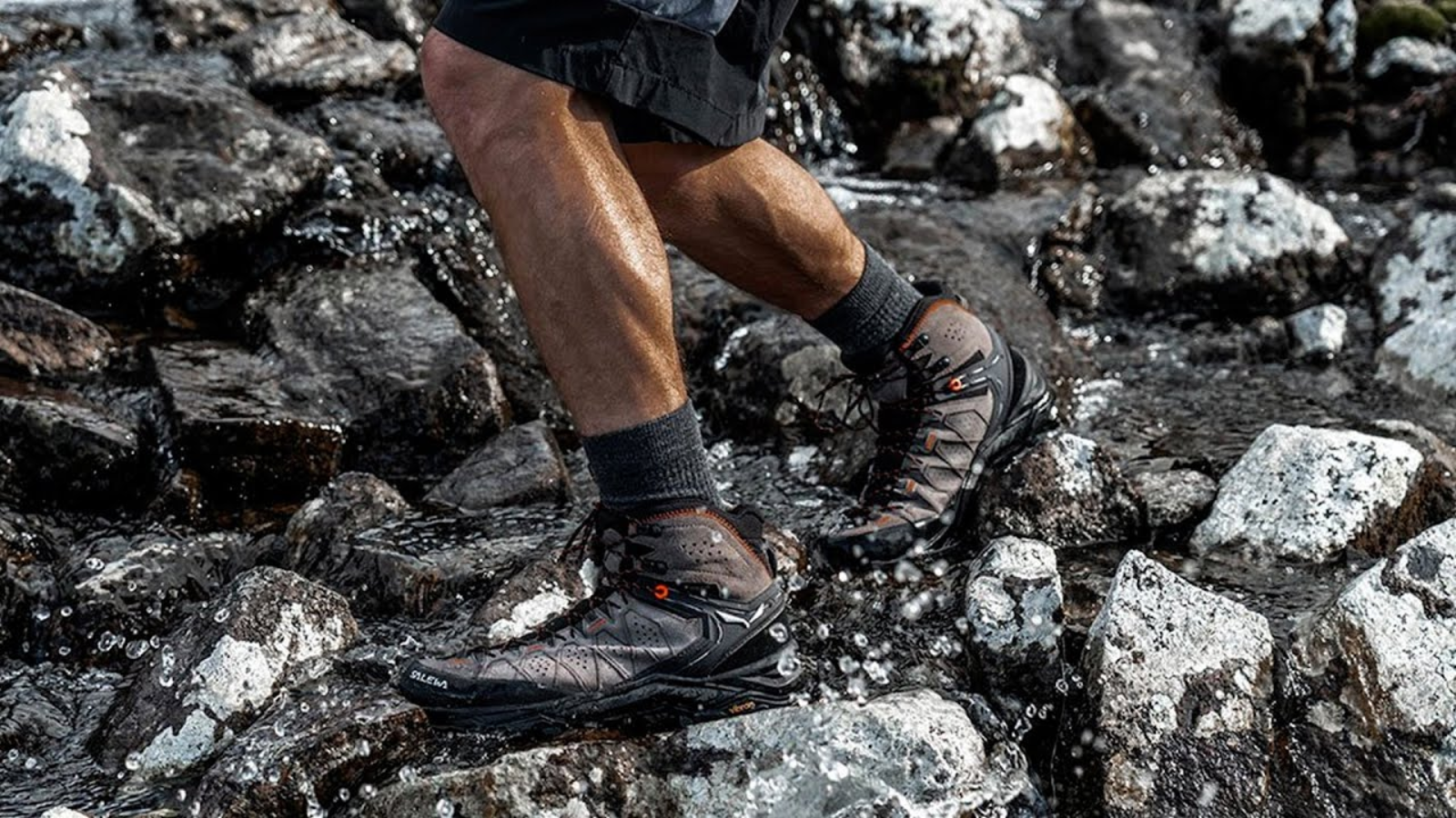 Salewa Mountain Trainer Lite Mid GTX – Giày hiking siêu nhẹ, bám chắc, chống nước hiệu quả Hinh anh 3: Giay hiking Salewa Mountain Trainer Lite Mid GTX, thiet ke nhe, chong nuoc, de Pomoca bam chac