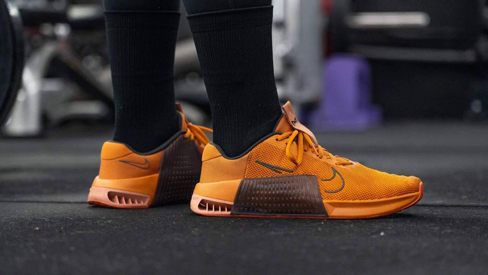 Top 10 đôi giày tập luyện nữ tốt nhất năm 2025 Hinh anh 3: Giay tap luyen nu tot nhat nam 2025: On Cloud X 4, Nike Metcon 9, Hoka Clifton 9 va nhieu hon