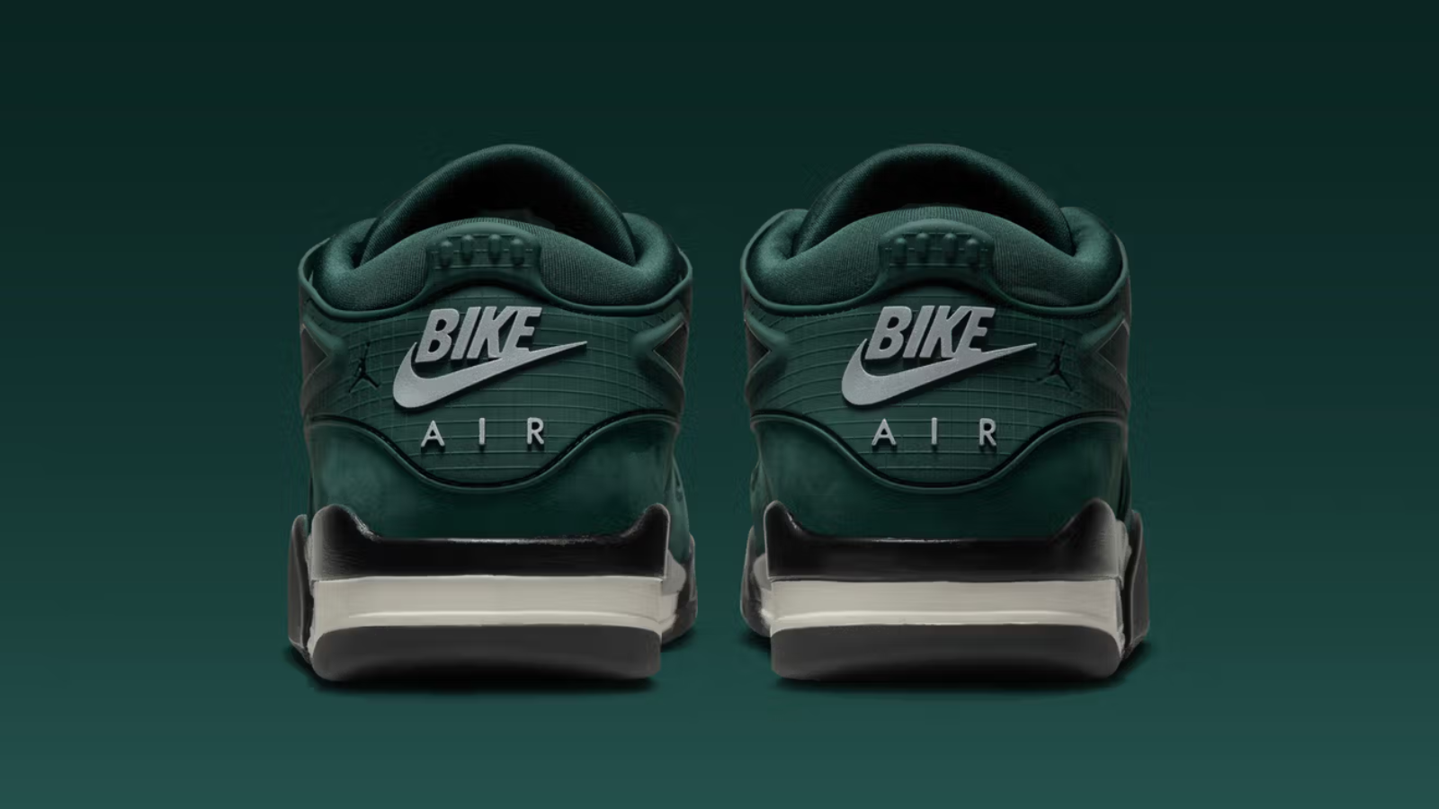 Hinh anh 1: Nigel Sylvester va doi Air Jordan 4 'Brick by Brick' moi ra mat.