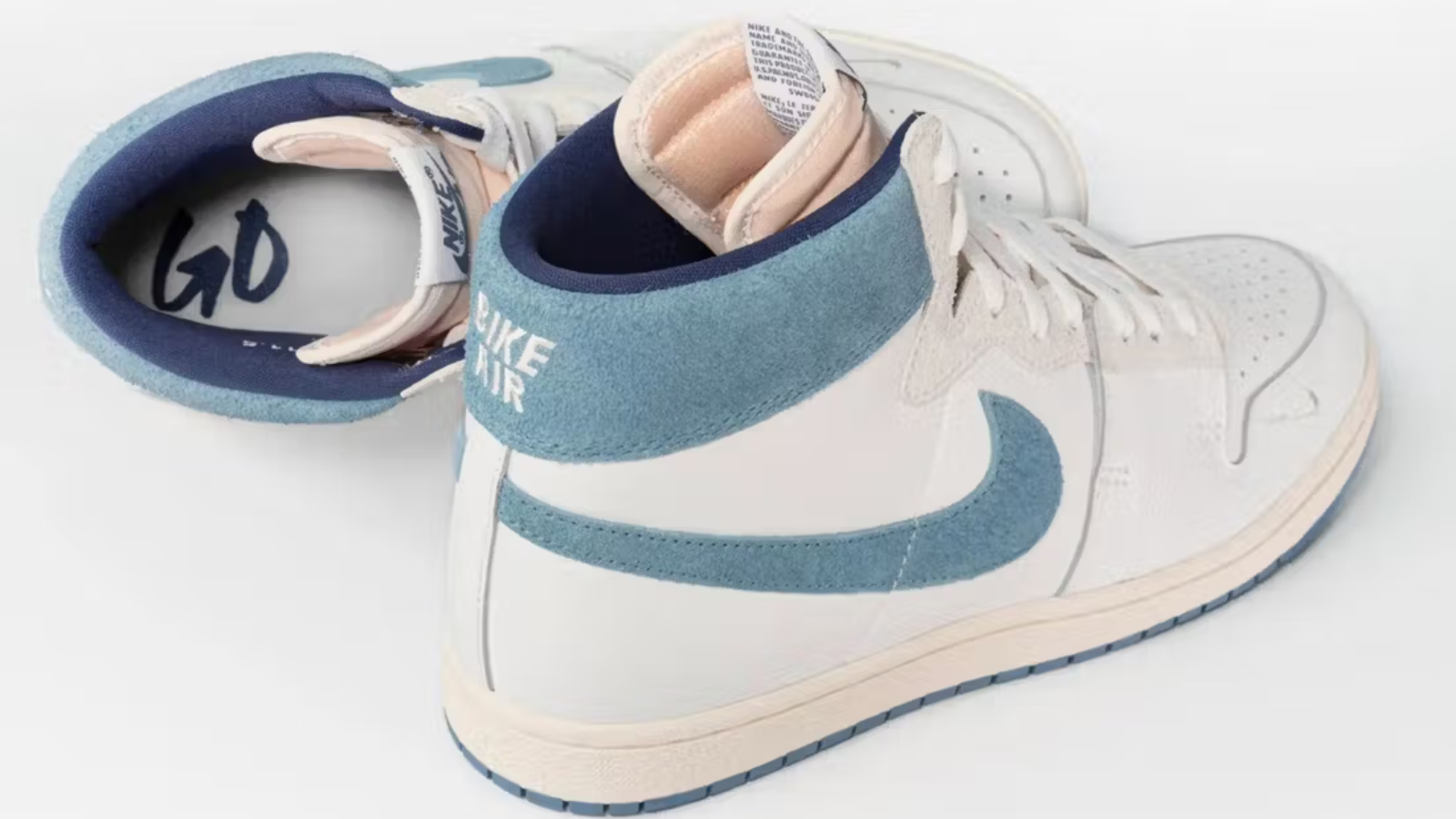 Hinh anh 5: Nigel Sylvester va doi Air Jordan 4 'Brick by Brick' moi ra mat.